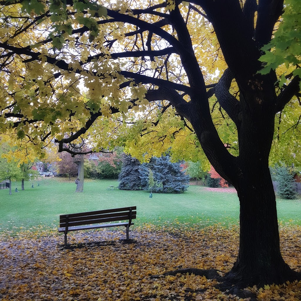 Sandy Bruce Park | Leaside, Toronto, ON M4G, Canada