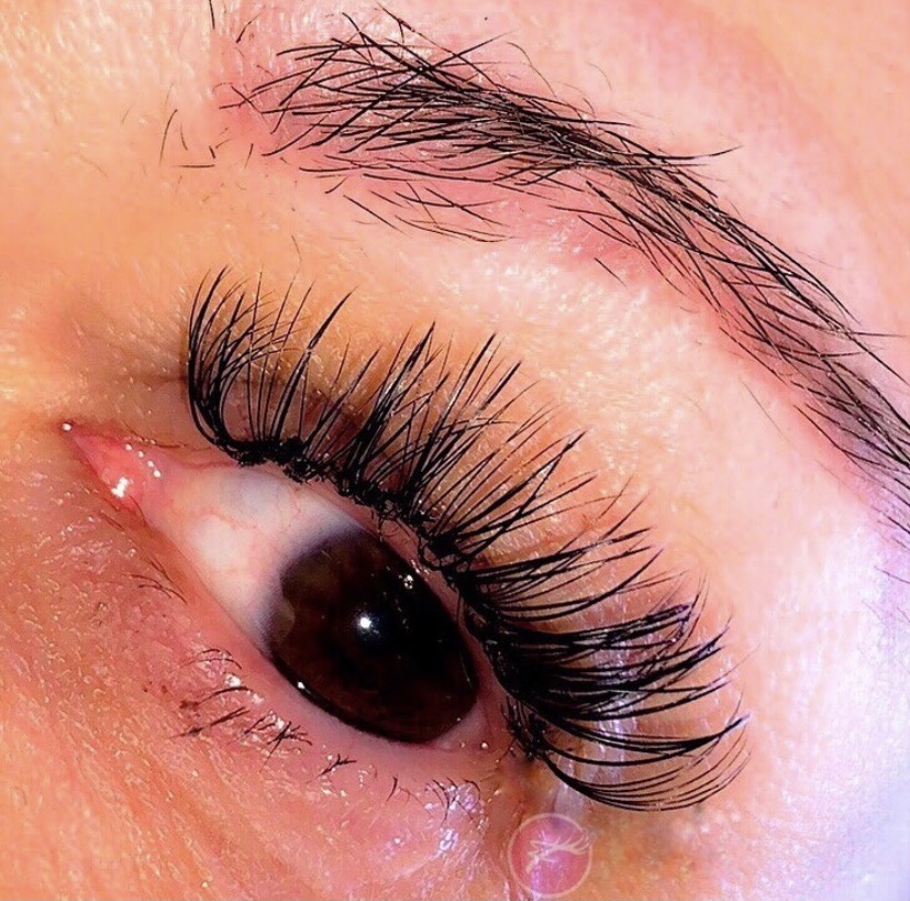 Finest Lash | 2351 Royal Windsor Dr Unit #202, Mississauga, ON L5J 4S7, Canada | Phone: (416) 936-5274