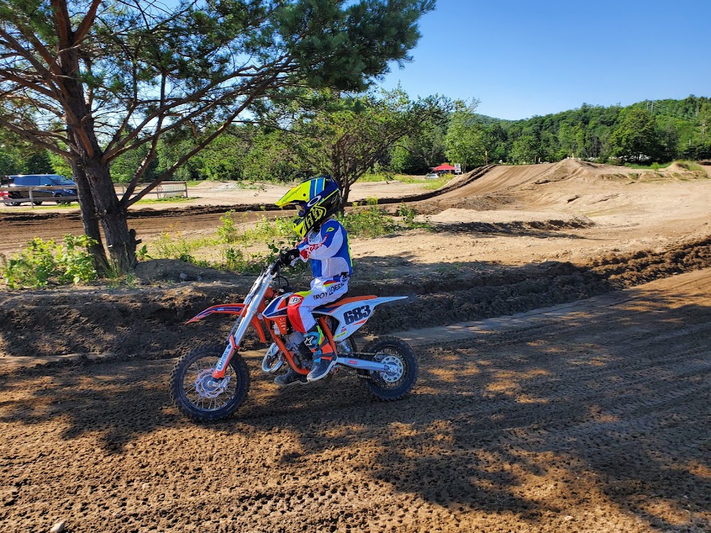 MXPN Motocross | 335 Mnt Dinel, Chénéville, QC J0V 1E0, Canada | Phone: (514) 262-0207