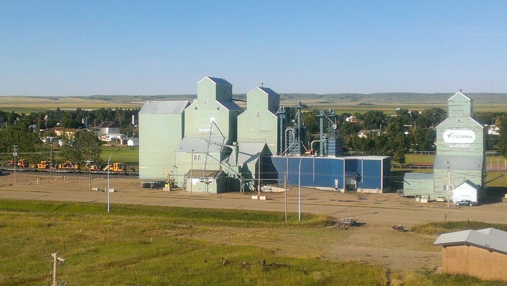 Viterra | Warner elevator row, Warner, AB T0K 2L0, Canada | Phone: (403) 320-7331