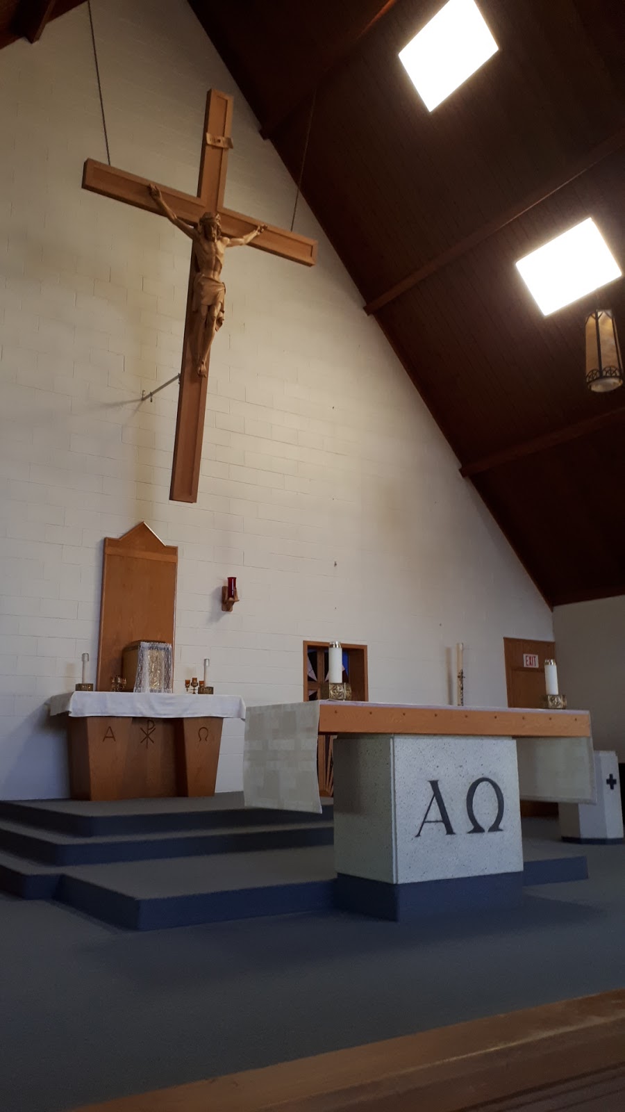 Our Lady Of Mercy R C Church | 196 Bridge St W, Bancroft, ON K0L 1C0, Canada | Phone: (613) 332-2954