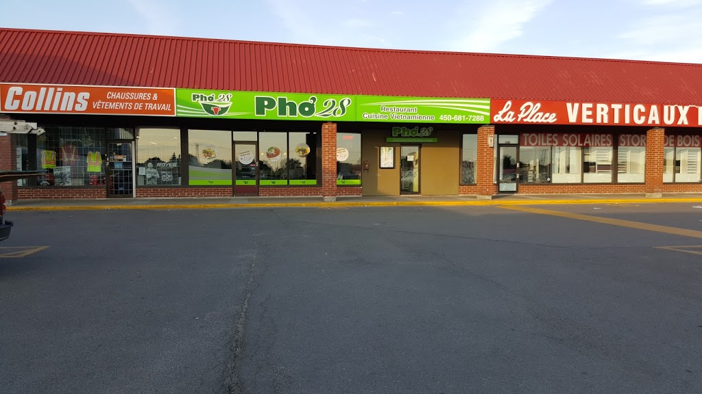 Pho 28 | 2385 Boulevard Curé-Labelle, Laval, QC H7T 1R3, Canada | Phone: (450) 681-7288