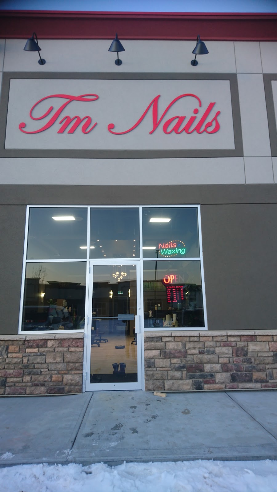 Tm nails | 6037 Parkwood Rd, Blackfalds, AB T4M 0H9, Canada | Phone: (403) 885-8889