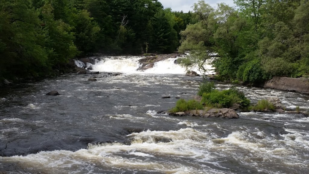 Parc régional de la Rivière-du-Nord (Chutes Wilson) | 750 Chemin de la Rivière du N, Saint-Jérôme, QC J7Y 5G2, Canada | Phone: (450) 431-1676