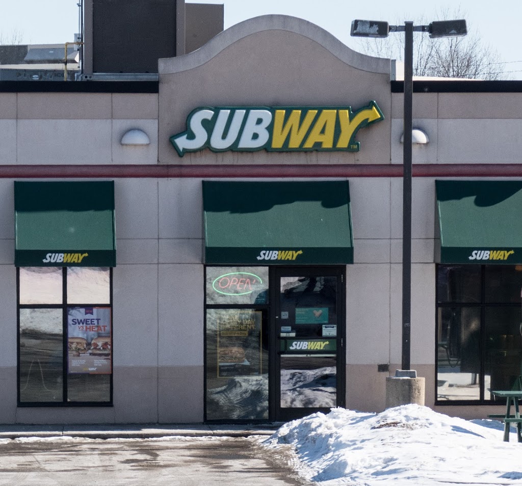 Subway | 107 Lombard St, Smiths Falls, ON K7A 5B8, Canada | Phone: (613) 284-8085