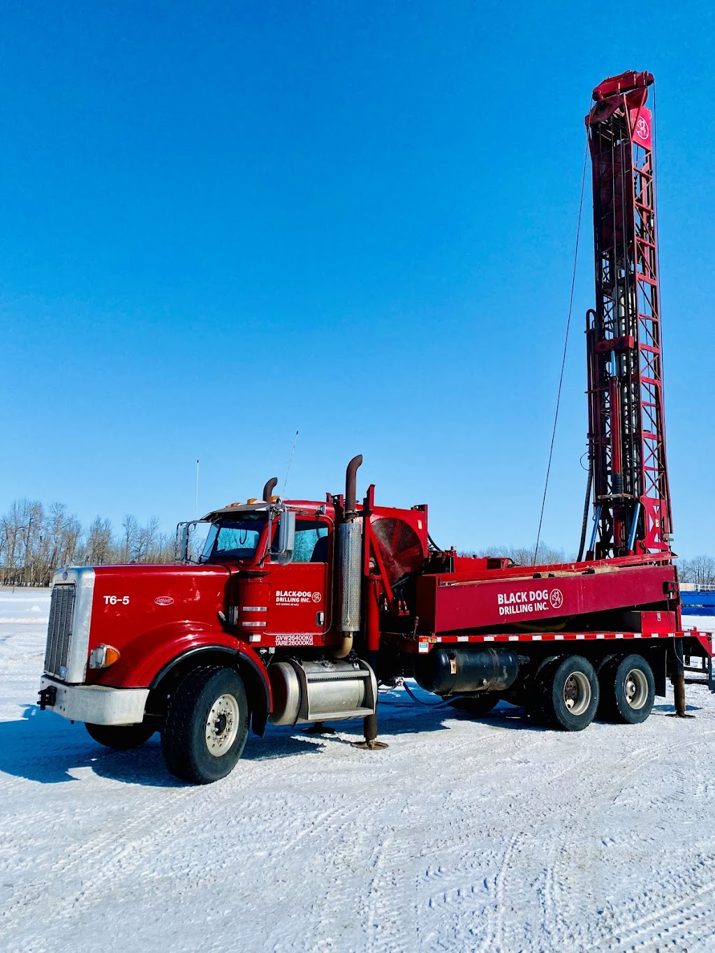 Black Dog Drilling Inc. | 107 Kuusamo Dr Bay 100 Building, Red Deer County, AB T4E 2J5, Canada | Phone: (403) 396-6389