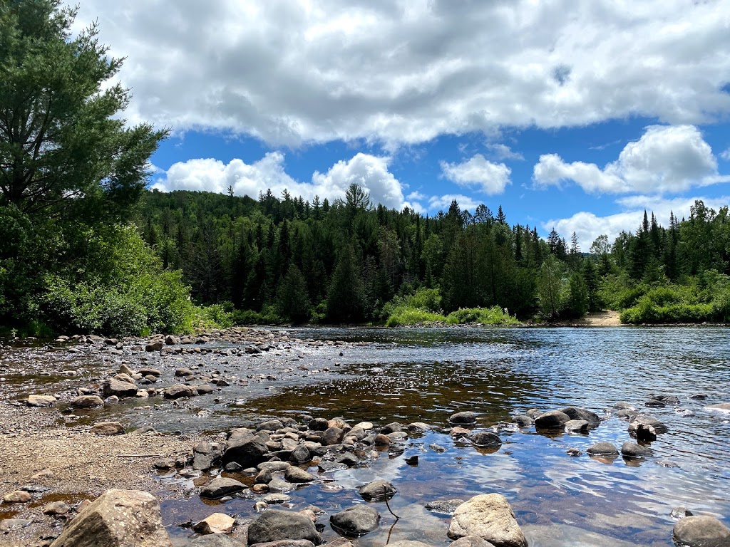 Forêt Ouareau - secteur du Pont-Suspendu | Chemin de la Forêt Ouareau, Notre-Dame-de-la-Merci, QC J0T 2A0, Canada | Phone: (866) 484-1865