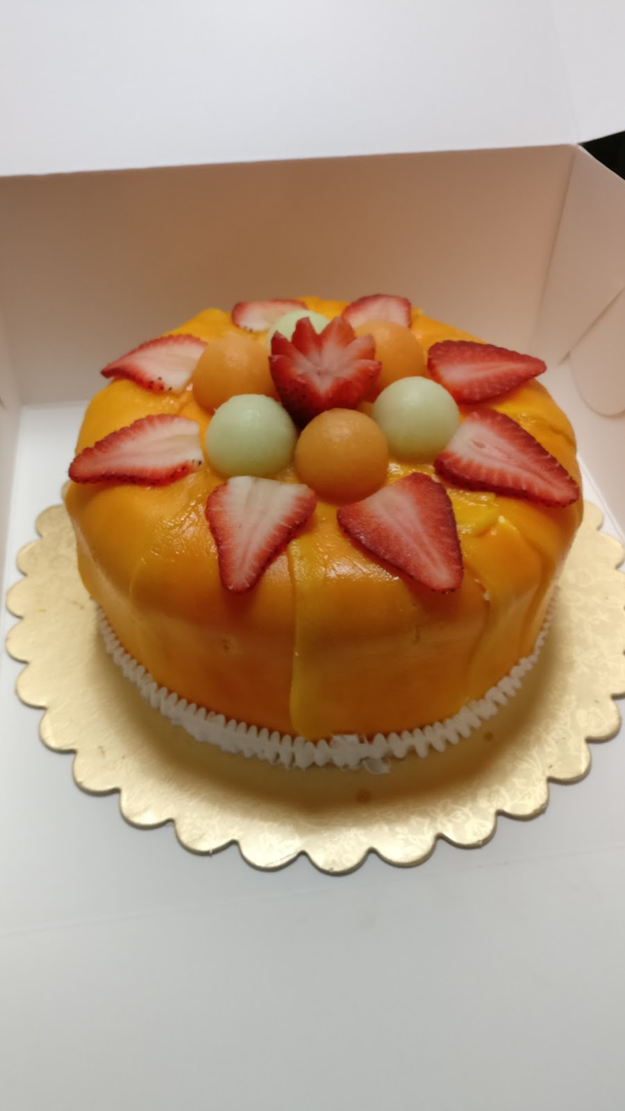 Yan Bakery | 2070 E Hastings St, Vancouver, BC V5L 1T9, Canada | Phone: (604) 215-8323