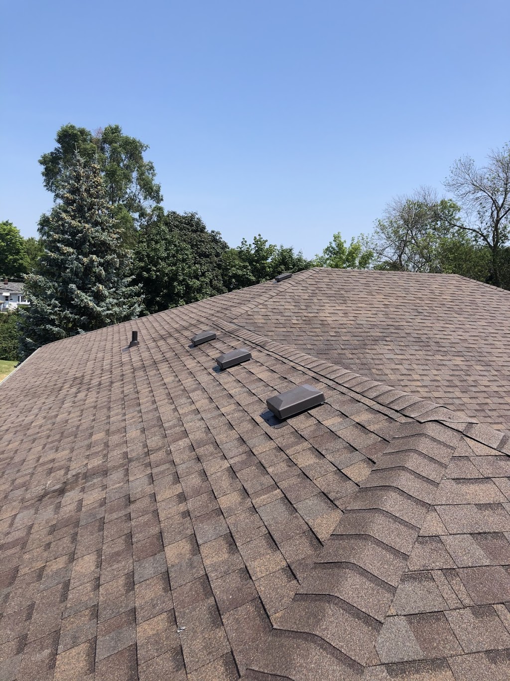 Strictly Roofing | 16349 Old Highway 2, Trenton, ON K8V 5P7, Canada | Phone: (613) 349-7032