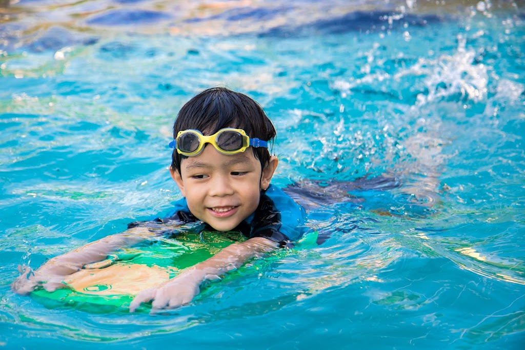 Paddle to Stroke Swimming Lessons | 500 Brisebois Cres, Orléans, ON K1E 0A1, Canada | Phone: (343) 254-9554