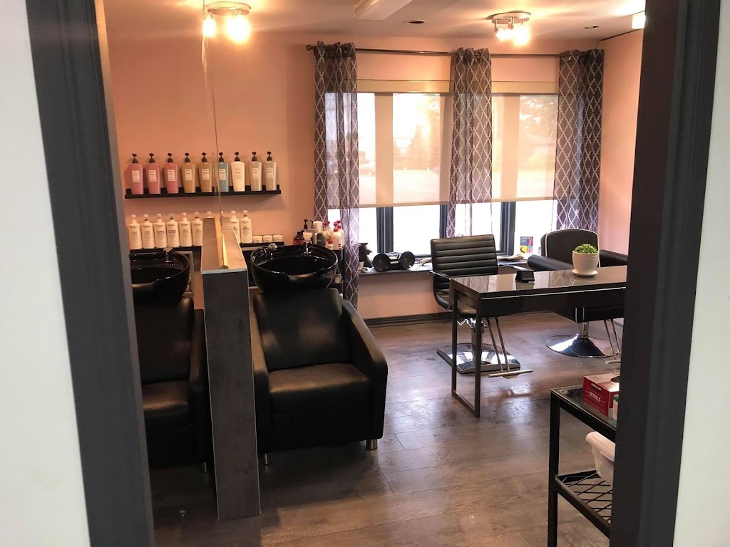 Studio Rebel-Lion | 97 Bd des Hauteurs, Saint-Jérôme, QC J7Y 1R6, Canada | Phone: (579) 634-1555