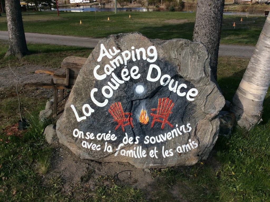 Camping La Coulée Douce | 230 Rte de la Station, Saint-Modeste, QC G0L 3W0, Canada | Phone: (418) 868-0383