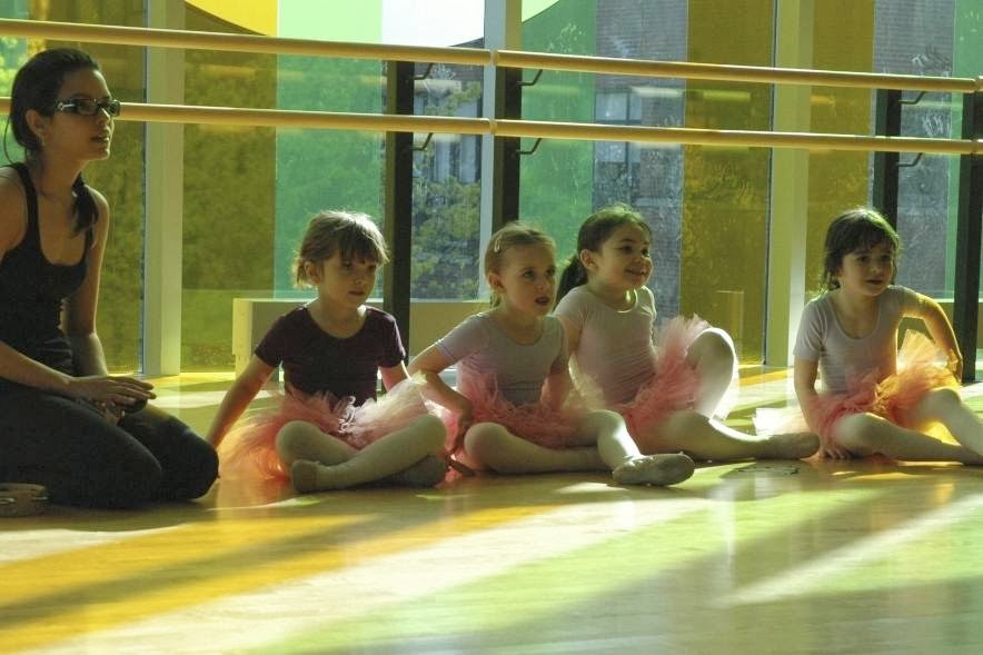 Academie De Danse DOutremont | 999 Ave McEachran, Outremont, QC H2V 3E6, Canada | Phone: (514) 276-6060