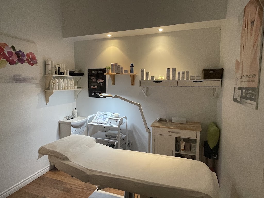 Monaco Beauté | 695 Chem. Avila Local 6, Piedmont, QC J0R 1R3, Canada | Phone: (450) 744-1840