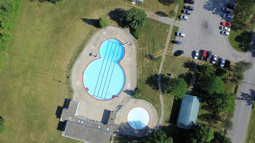 Memorial Park Pool | 405 Memorial Park Dr, Welland, ON L3B 1A5, Canada | Phone: (905) 732-0684