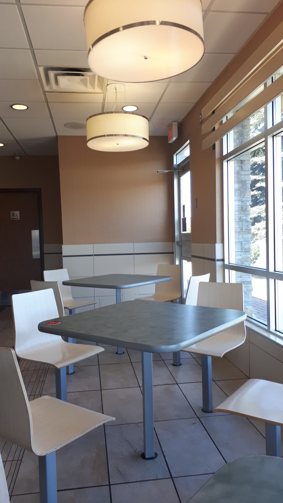 McDonalds | 14932 111 Ave NW, Edmonton, AB T5M 2P7, Canada | Phone: (780) 451-4130