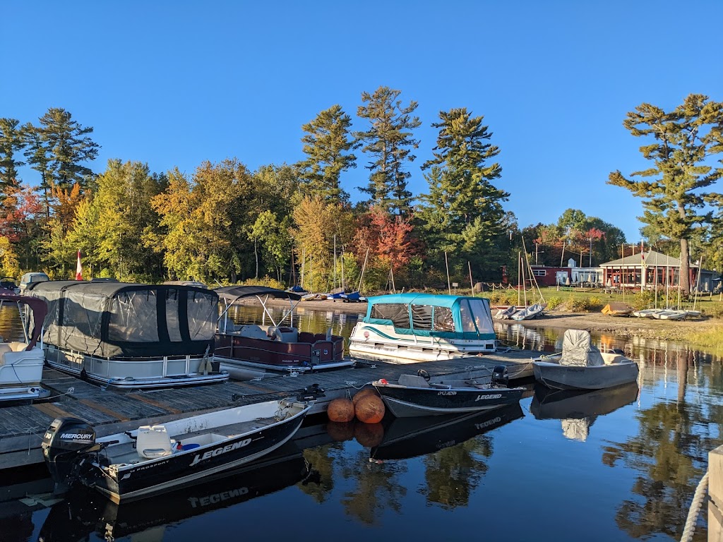 Deep River Yacht and Tennis Club | 34 Pier Rd, Deep River, ON K0J 1P0, Canada | Phone: (613) 775-0242