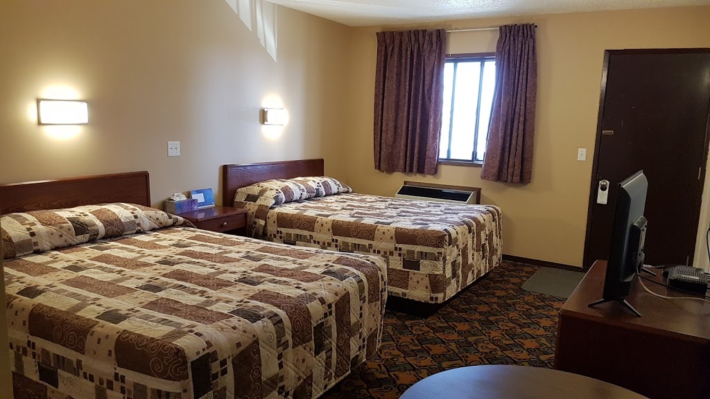 Golden West Motor Inn | 912 OSLER, Carstairs, AB T0M 0N0, Canada | Phone: (403) 337-3333