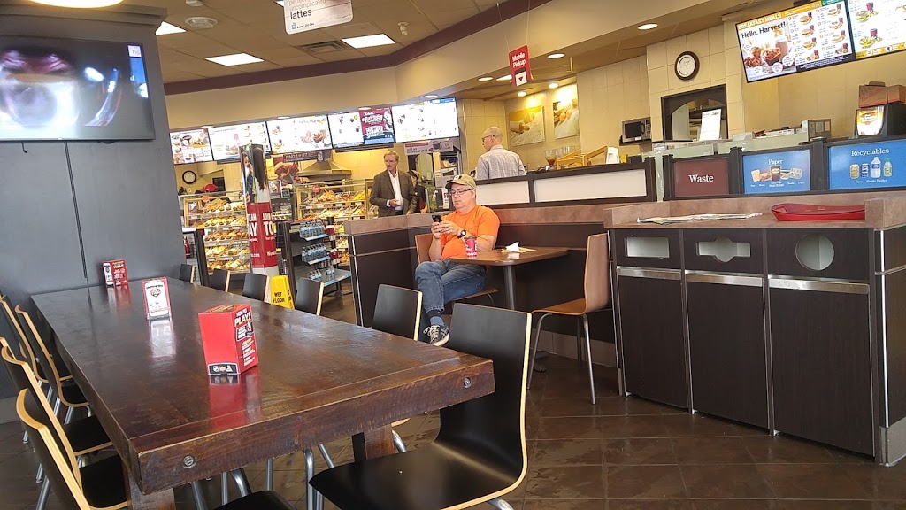 Tim Hortons | 228 Wyecroft Rd, Oakville, ON L6K 3S3, Canada | Phone: (905) 337-5250