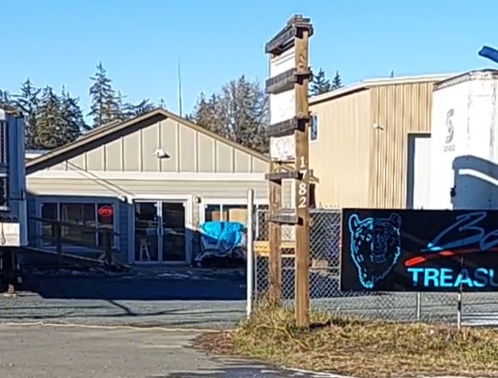 Bears Treasure Cave | 1782 Ryan Rd E, Comox, BC V9M 3Z8, Canada | Phone: (250) 871-4039