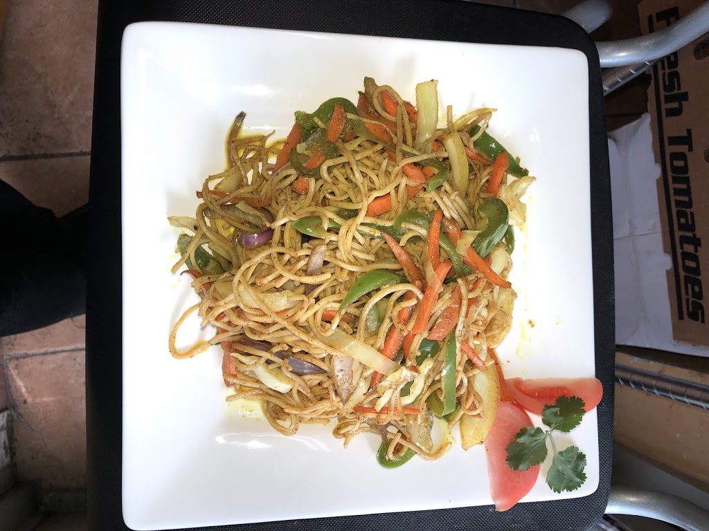 Veggie Lovers | 50 Sunnyvale Gate #8, Brampton, ON L6S 0C4, Canada | Phone: (905) 789-8899