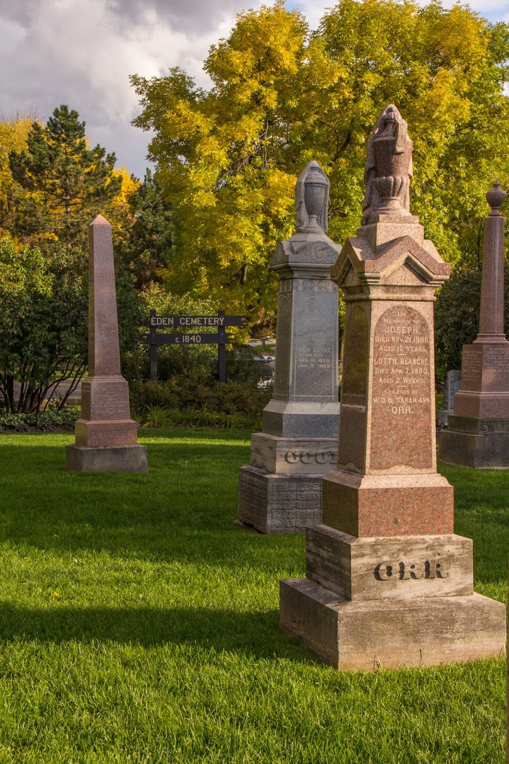 Eden Cemetery | 2830 Derry Rd W, Mississauga, ON L5N 1V6, Canada | Phone: (416) 917-0000