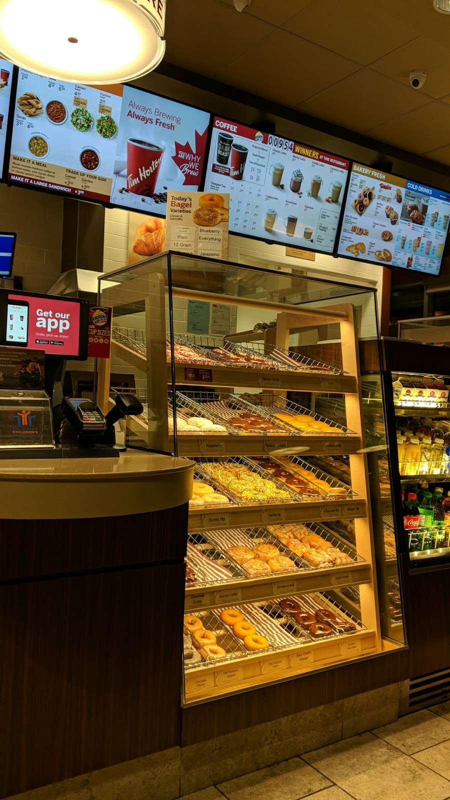 Tim Hortons | 6428 Bowness Rd NW, Calgary, AB T3B 0E7, Canada | Phone: (403) 288-1146