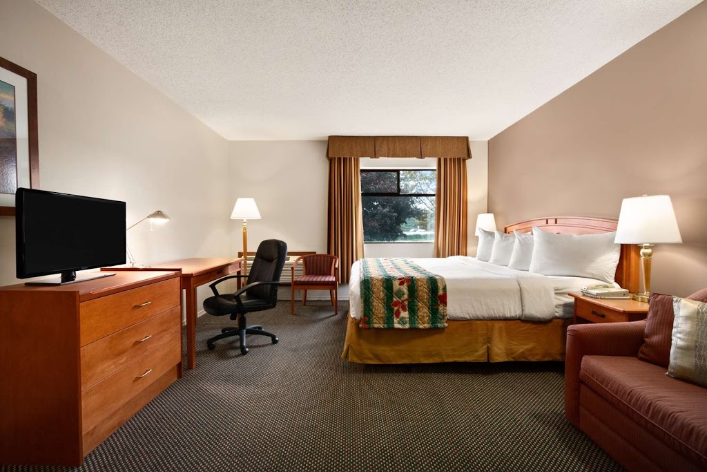 Travelodge by Wyndham Chilliwack | 45466 Yale Road West, Chilliwack, BC V2R 3Z8, Canada | Phone: (604) 426-0272