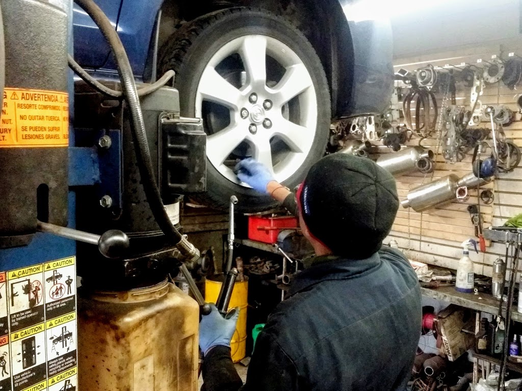 Jays Auto Repair | 100 Melford Dr Unit 8, Scarborough, ON M1B 2G4, Canada | Phone: (416) 412-7460