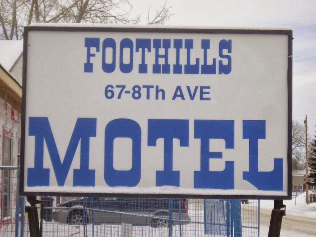 Foothills Motel | 67 8 Ave SE, High River, AB T1V 1E8, Canada | Phone: (403) 652-1395