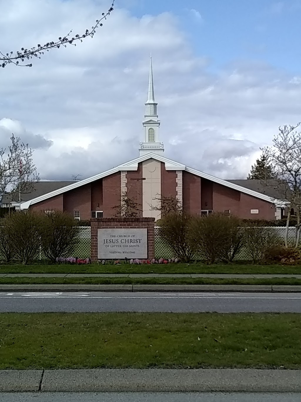 The Church of Jesus Christ of Latter-day Saints | 30635 Blueridge Dr, Abbotsford, BC V2T 5W3, Canada | Phone: (604) 852-8043