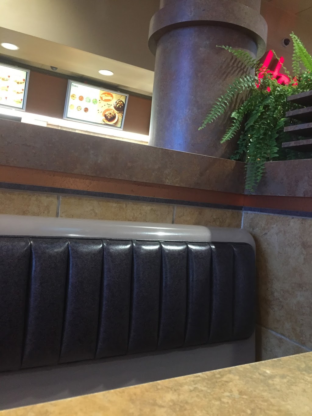 KFC | 11 Sinclair Blvd, Brantford, ON N3S 7X6, Canada | Phone: (519) 756-9393