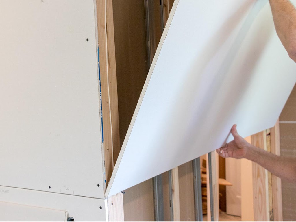 Phonemic drywall | 10725 128 St, Surrey, BC V3T 2Z9, Canada | Phone: (604) 366-9013