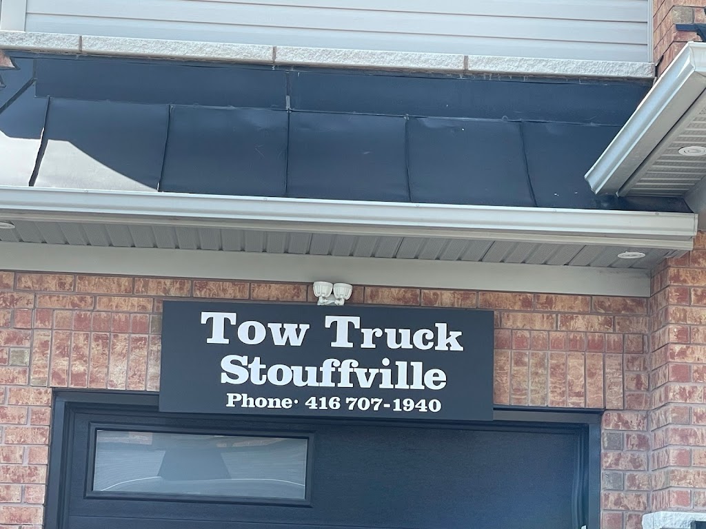 Tow Truck Stouffville | 261 Lageer Dr, Whitchurch-Stouffville, ON L4A 0X2, Canada | Phone: (647) 656-2289