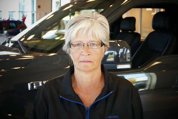 Koch Ford Lincoln Service | 5121 Gateway Blvd NW, Edmonton, AB T6H 5W5, Canada | Phone: (780) 900-3416