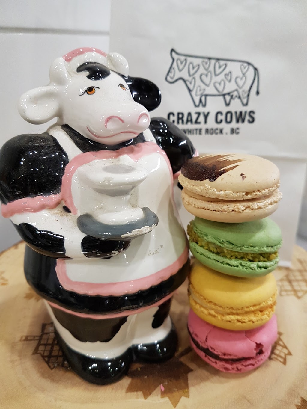 Crazy Cows Ice Cream | 14971 Marine Dr, White Rock, BC V4B 1C3, Canada | Phone: (604) 837-8976