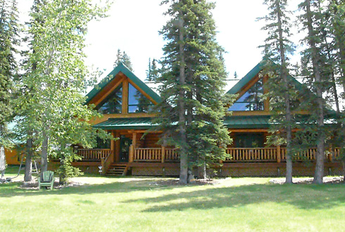 The Riverside Chateau | 104 White Ave, Bragg Creek, AB T0L 0K0, Canada | Phone: (403) 835-6032