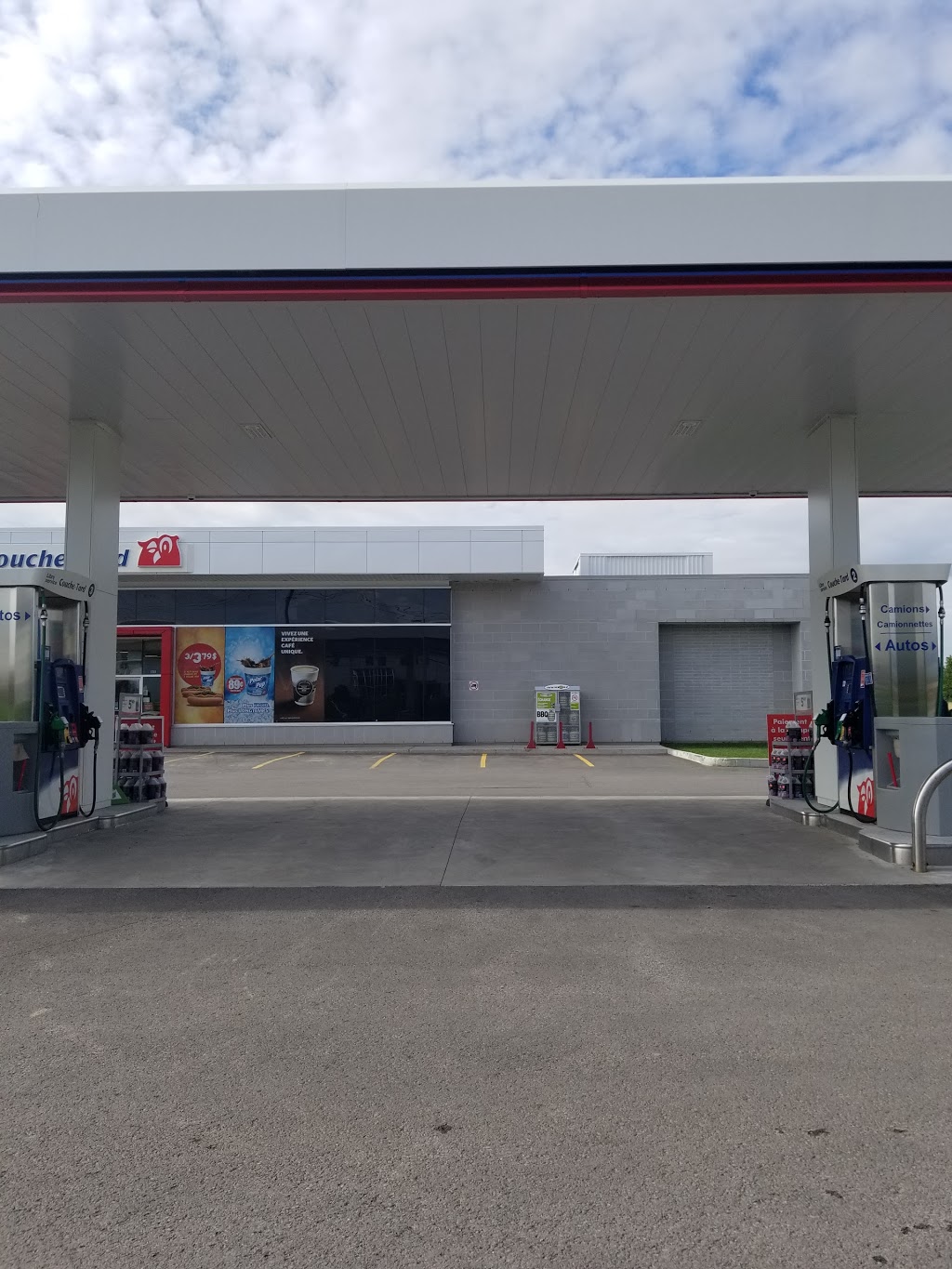 Couche-Tard | 1781 Rue du Marais, Québec, QC G1M 0A2, Canada | Phone: (418) 682-6677