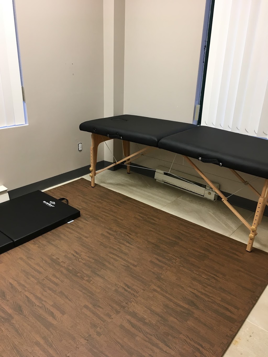 TORONTO PAIN AND REHABILITATION CENTRE UNIONVILLE BRANCH | 9249 Kennedy Rd Unit 102, Unionville, ON L3R 6H9, Canada | Phone: (647) 808-7272