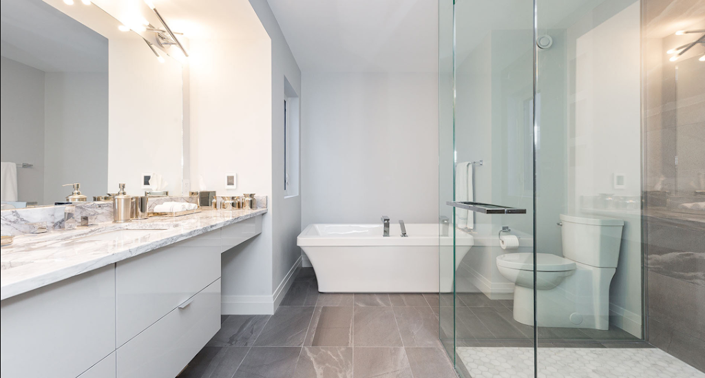 Justin Bathroom Tile Renovations | 320 Caledonia Rd #2, York, ON M6E 4T6, Canada | Phone: (647) 863-6775