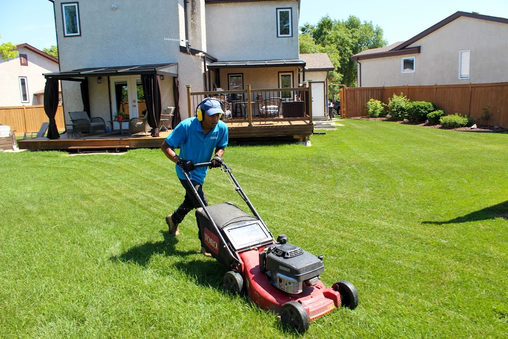 Cleanr Property Maintenance Snow Removal & Lawn Care | 105 Melrose Ave W, Winnipeg, MB R2C 1N5, Canada | Phone: (204) 960-0246