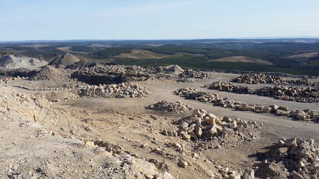 Prairie Creek Quarry, Fish Creek Excavating Ltd. | AB-752, Alberta T0M 0M0, Canada | Phone: (587) 583-3550