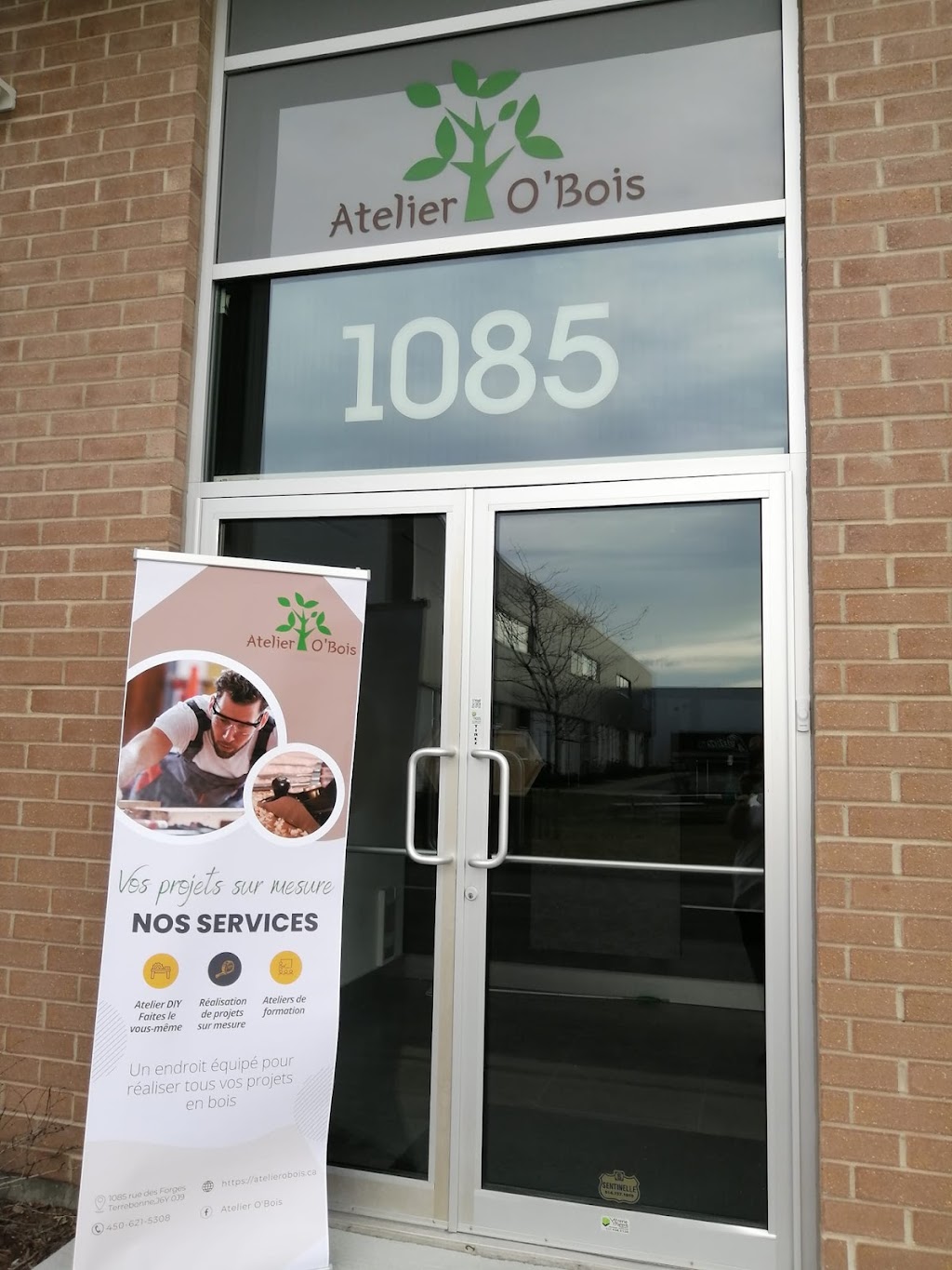 Atelier OBois | 1085 Rue des Forges, Terrebonne, QC J6Y 1V2, Canada | Phone: (450) 621-5308