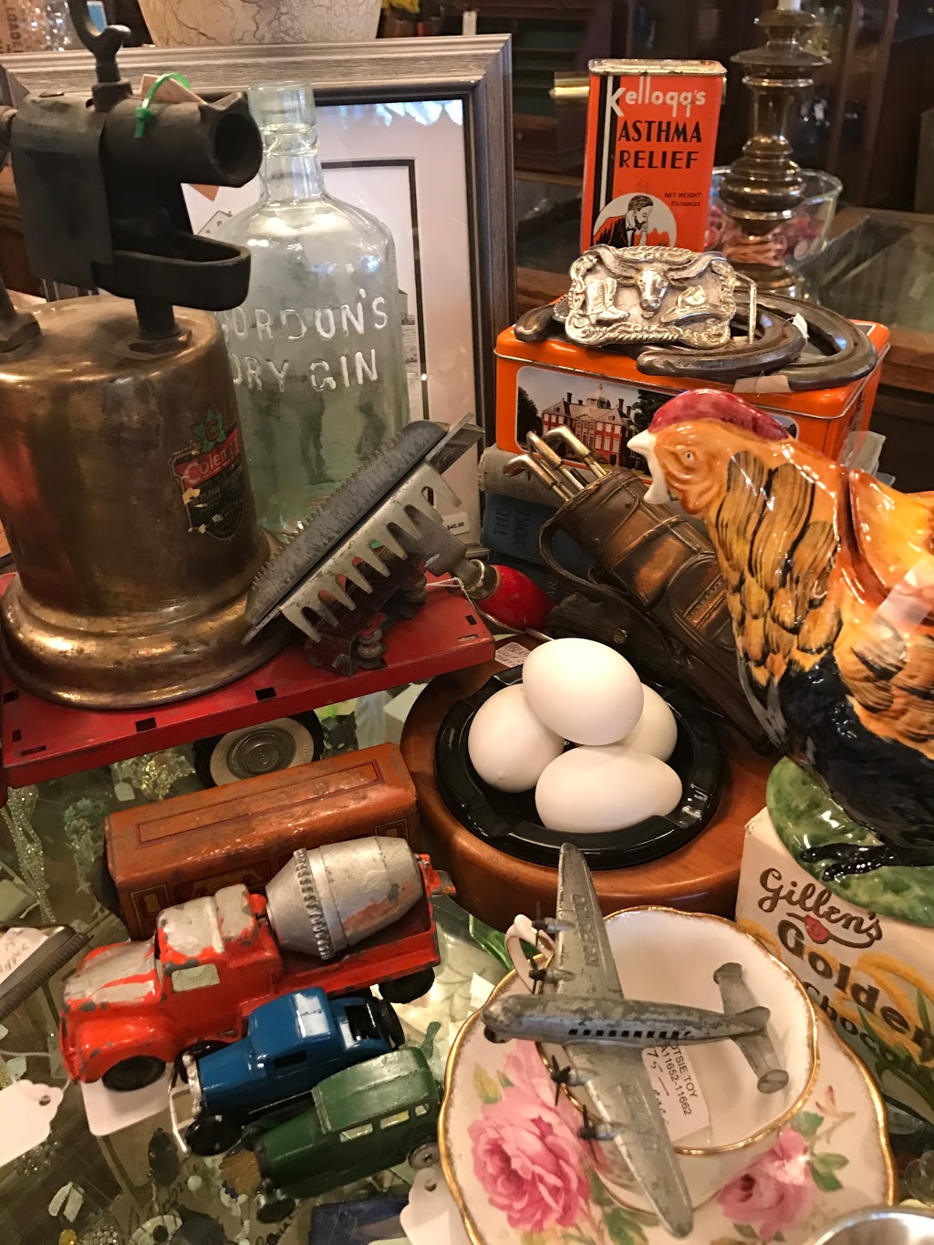 Sentimental Journey Antiques | 1901 20 Ave, Nanton, AB T0L 1R0, Canada | Phone: (403) 646-2439