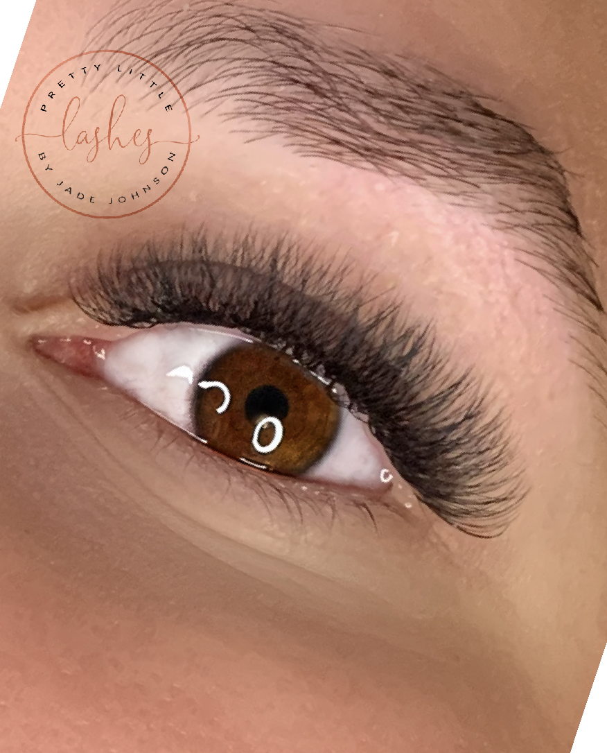 Pretty little lashes by Jade Johnson | Mount Rae Pl, Okotoks, AB T1S 1R1, Canada | Phone: (403) 589-6168