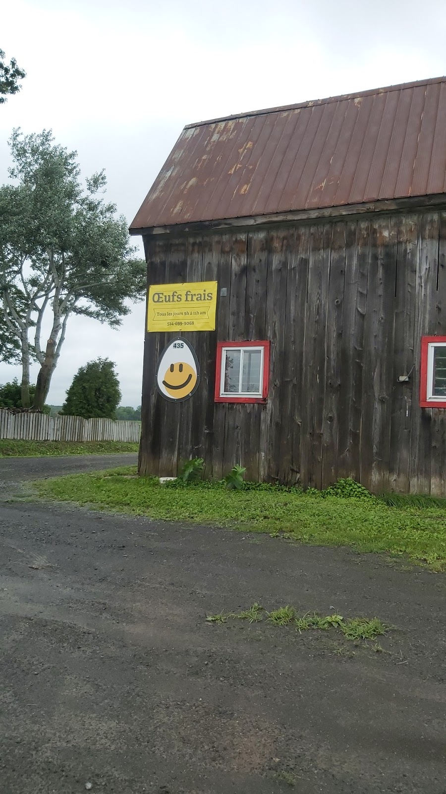 Danny Guillemette et Hélène Claude - Oeufs Frais | 435 Chemin de la Presquîle, Repentigny, QC J5Z 4C7, Canada | Phone: (514) 699-9068