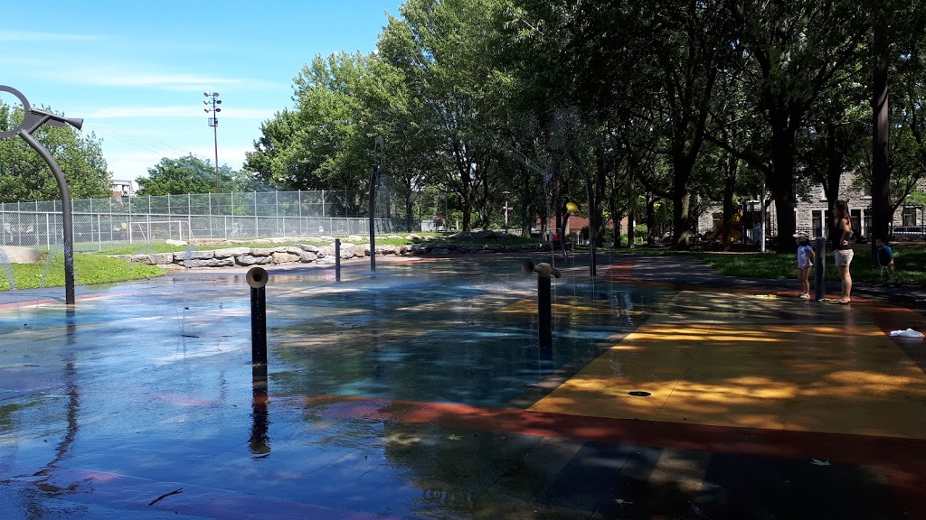 Oscar Peterson Park | Rue Chatham, Montréal, QC H3J 1Z5, Canada | Phone: (514) 872-0311