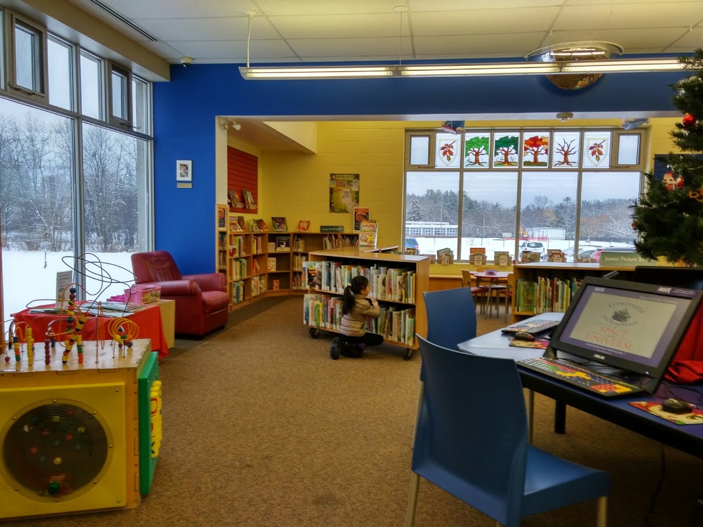 Oakville Public Library - Woodside Branch | 1274 Rebecca St, Oakville, ON L6L 1Z2, Canada | Phone: (905) 815-2036