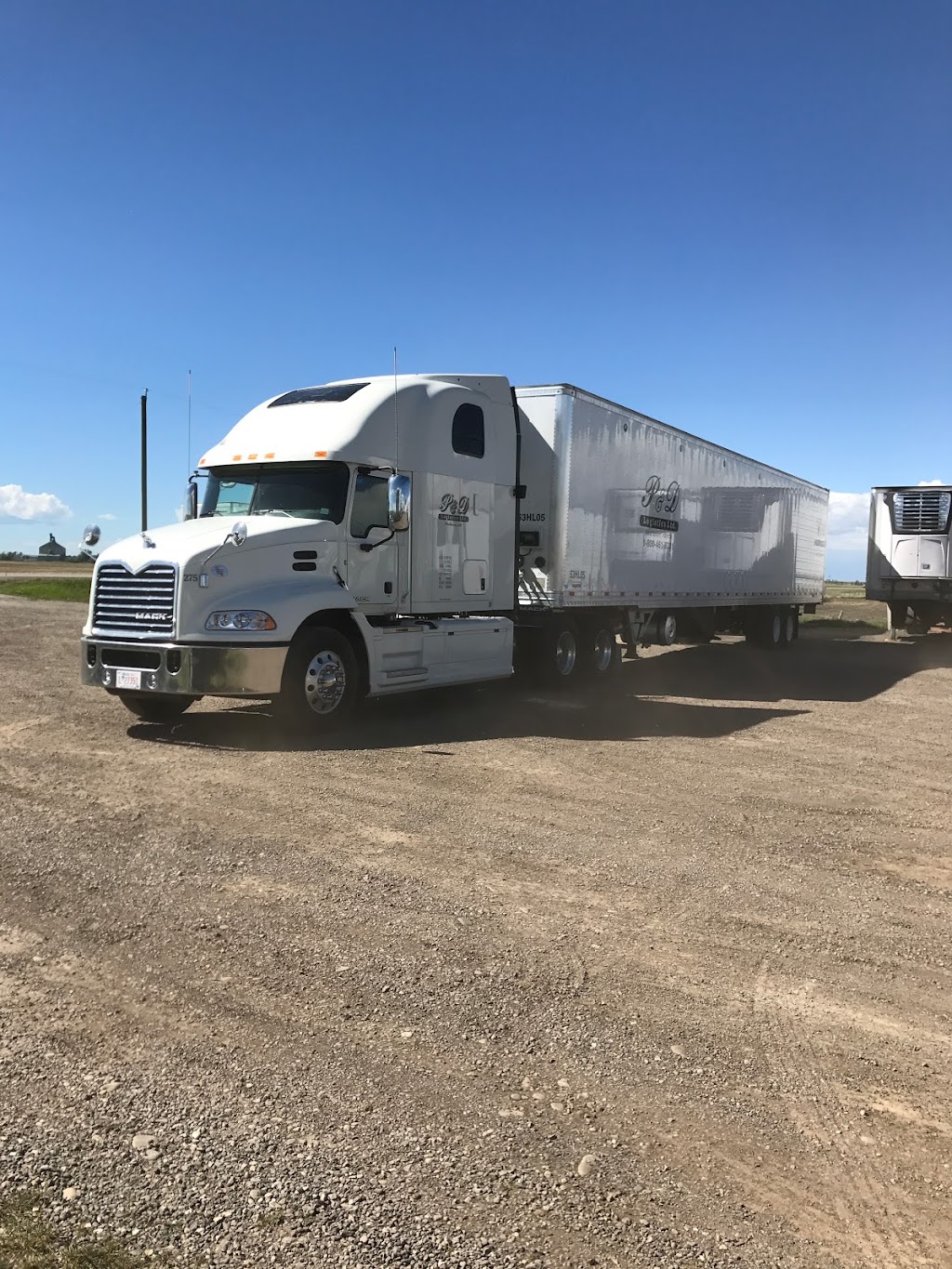 P&D Logistics Ltd | Box 29 site 17 rr2, Strathmore, AB T1P 1K5, Canada | Phone: (403) 934-9274