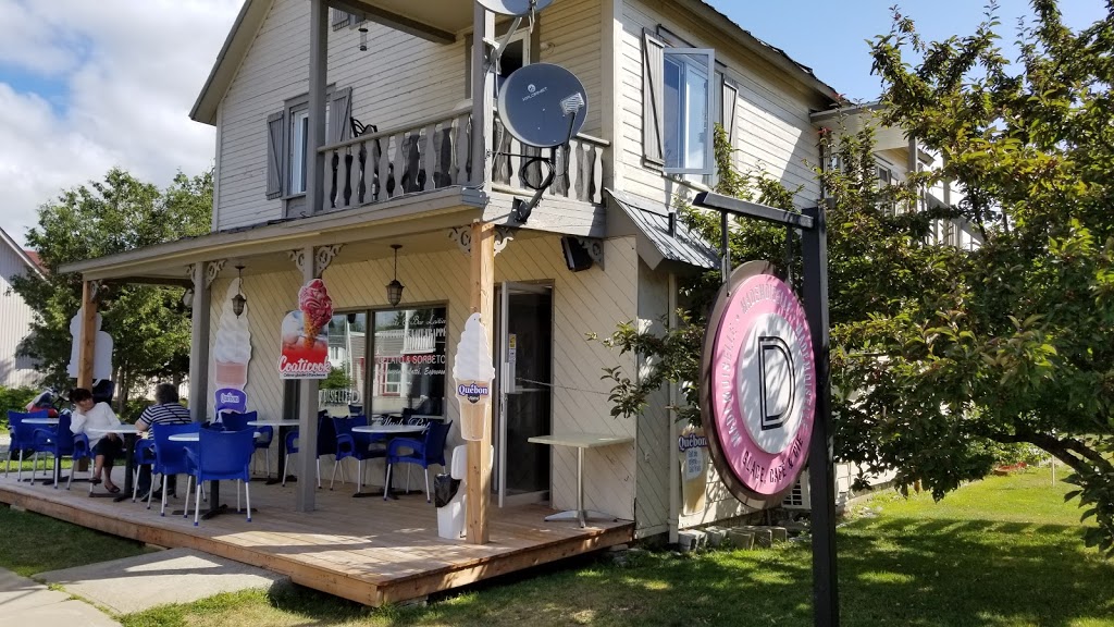 Mademoiselle D Glace, Café & cie | 49 Rue Principale, Chénéville, QC J0V 1E0, Canada | Phone: (819) 428-4321